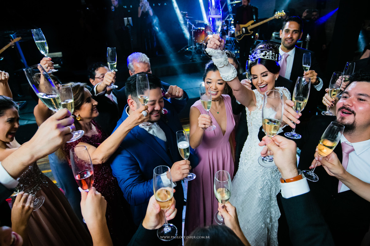 Casamento;noiva;noivo;SãoPaulo;ar livre;decoração;assessoria;rústico;padrinhos, madrinhas;fotógrafo;fotografia;wedding;fotos;espaço;buffet;banda;fornecedores; BUFFET; quintadacantareira; quinta; da; cantareira;