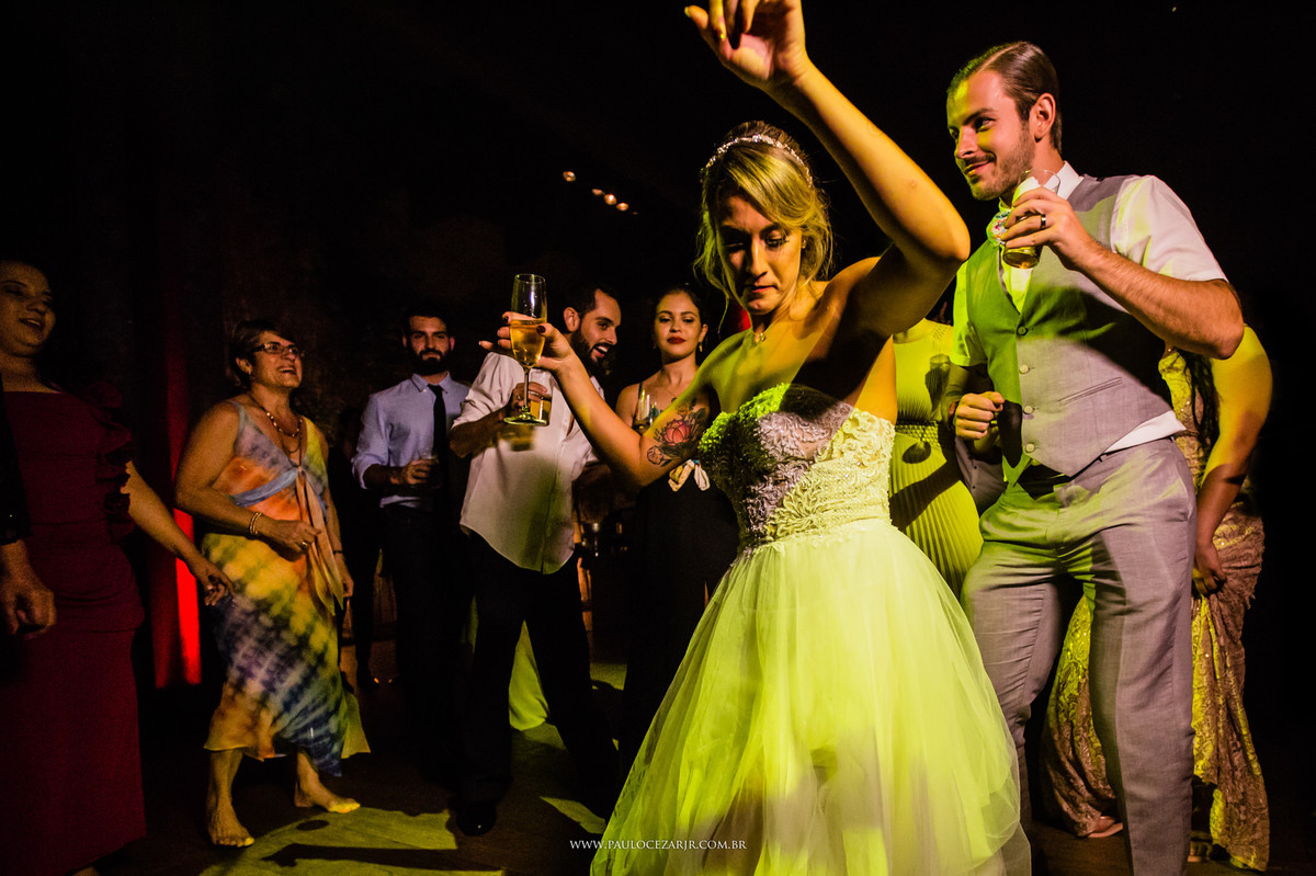 Casamento;noiva;noivo;SãoPaulo;ar livre;decoração;assessoria;rústico;padrinhos, madrinhas;fotógrafo;fotografia;wedding;fotos;espaço;buffet;banda;fornecedores; BUFFET; bisutti; villabisutti; 011; eventos;