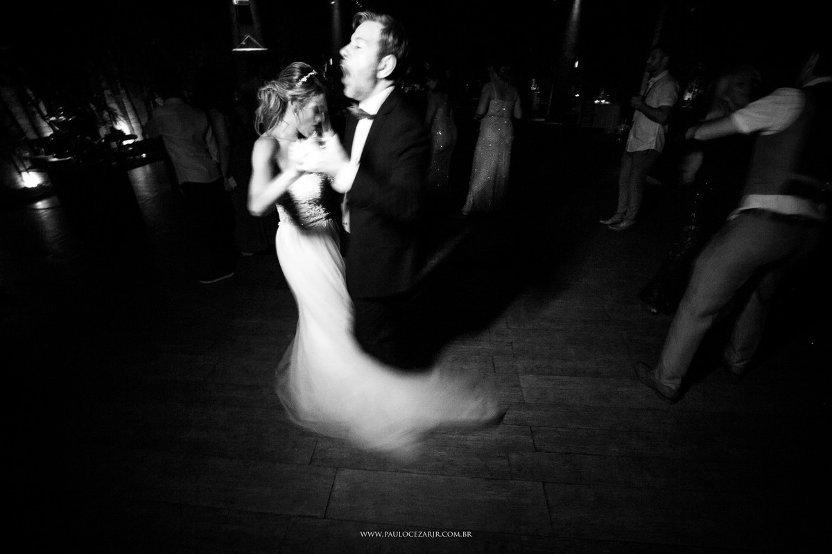 Casamento;noiva;noivo;SãoPaulo;ar livre;decoração;assessoria;rústico;padrinhos, madrinhas;fotógrafo;fotografia;wedding;fotos;espaço;buffet;banda;fornecedores; BUFFET; bisutti; villabisutti; 011; eventos;