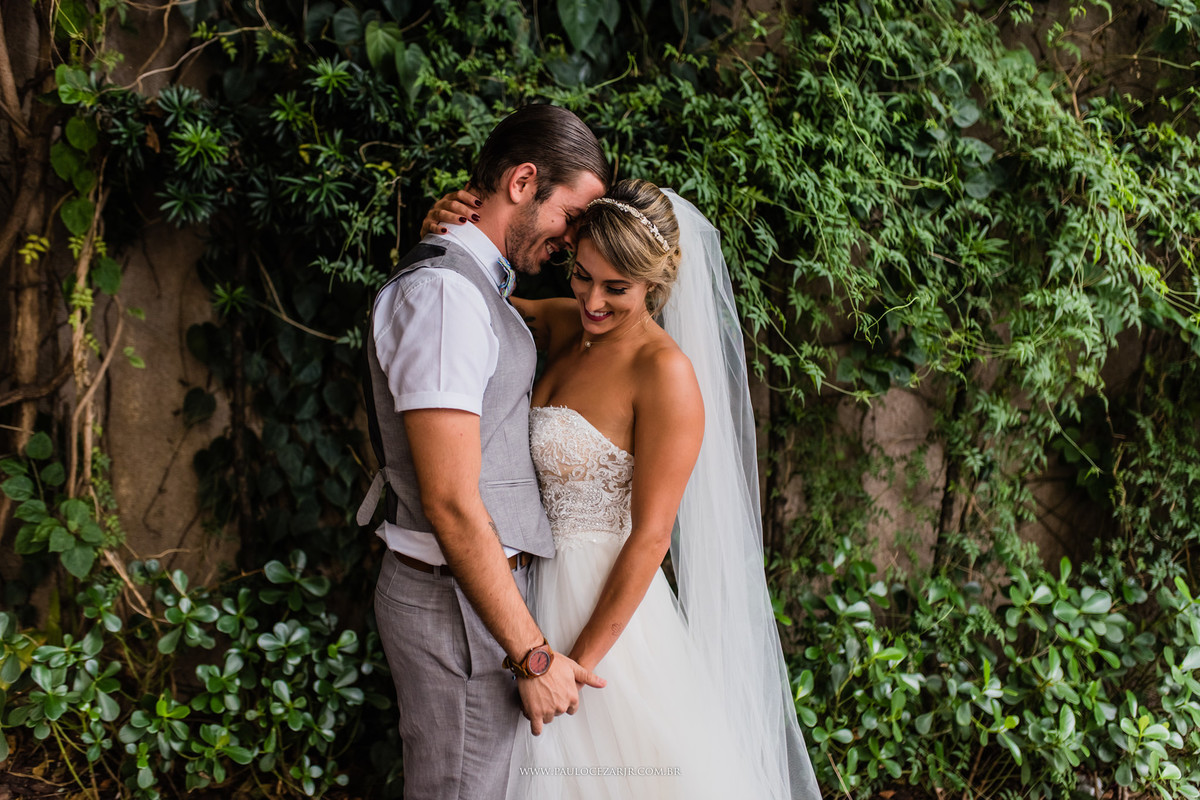 Casamento;noiva;noivo;SãoPaulo;ar livre;decoração;assessoria;rústico;padrinhos, madrinhas;fotógrafo;fotografia;wedding;fotos;espaço;buffet;banda;fornecedores; BUFFET; bisutti; villabisutti; 011; eventos;