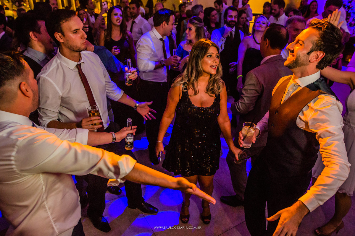 Casamento;noiva;noivo;SãoPaulo;ar livre;decoração;assessoria;rústico;padrinhos, madrinhas;fotógrafo;fotografia;wedding;fotos;espaço;buffet;banda;fornecedores; BUFFET; AYA;