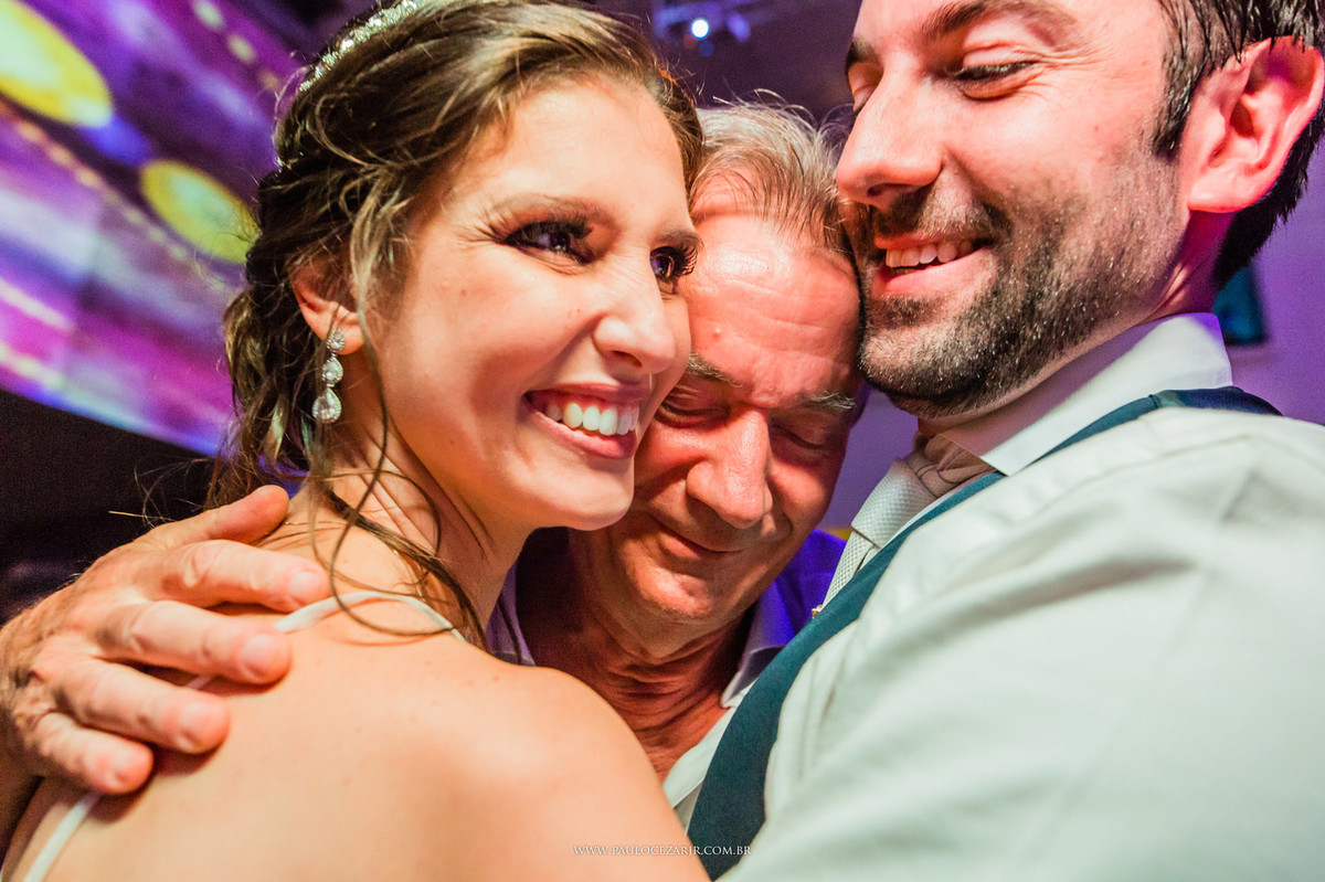 Casamento;noiva;noivo;SãoPaulo;ar livre;decoração;assessoria;rústico;padrinhos, madrinhas;fotógrafo;fotografia;wedding;fotos;espaço;buffet;banda;fornecedores; BUFFET; AYA;