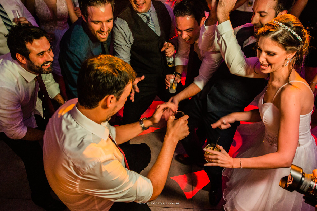 Casamento;noiva;noivo;SãoPaulo;ar livre;decoração;assessoria;rústico;padrinhos, madrinhas;fotógrafo;fotografia;wedding;fotos;espaço;buffet;banda;fornecedores; BUFFET; AYA;