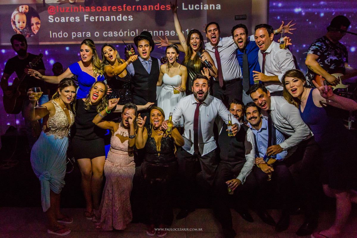Casamento;noiva;noivo;SãoPaulo;ar livre;decoração;assessoria;rústico;padrinhos, madrinhas;fotógrafo;fotografia;wedding;fotos;espaço;buffet;banda;fornecedores; BUFFET; AYA;