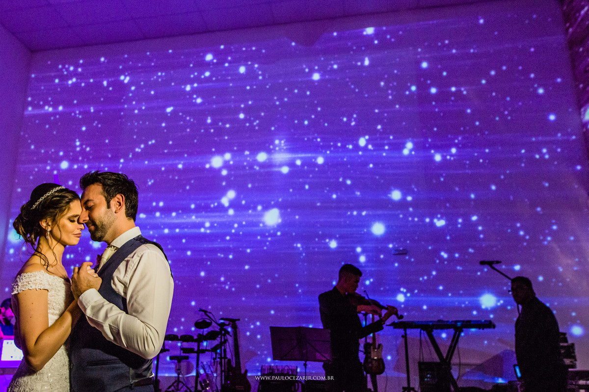 Casamento;noiva;noivo;SãoPaulo;ar livre;decoração;assessoria;rústico;padrinhos, madrinhas;fotógrafo;fotografia;wedding;fotos;espaço;buffet;banda;fornecedores; BUFFET; AYA;