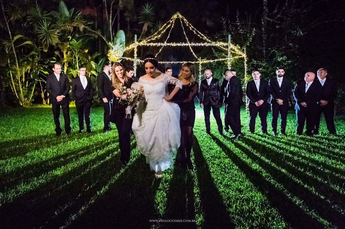 Casamento;noiva;noivo;SãoPaulo;ar livre;decoração;assessoria;rústico;padrinhos, madrinhas;fotógrafo;fotografia;wedding;fotos;espaço;buffet;banda;fornecedores; sitiosaojorge; São; Jorge; ludmilagusmao; odeondecor