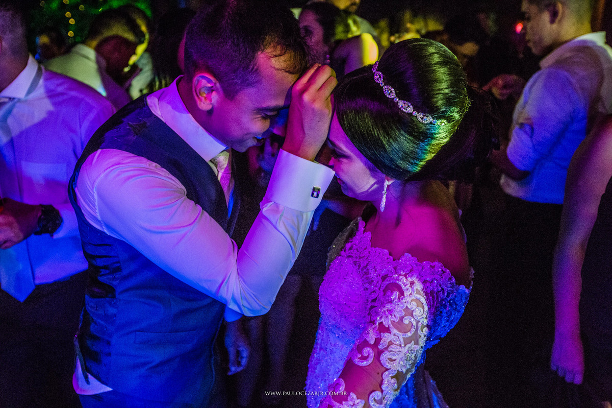 Casamento;noiva;noivo;SãoPaulo;ar livre;decoração;assessoria;rústico;padrinhos, madrinhas;fotógrafo;fotografia;wedding;fotos;espaço;buffet;banda;fornecedores; sitiosaojorge; São; Jorge; ludmilagusmao; odeondecor