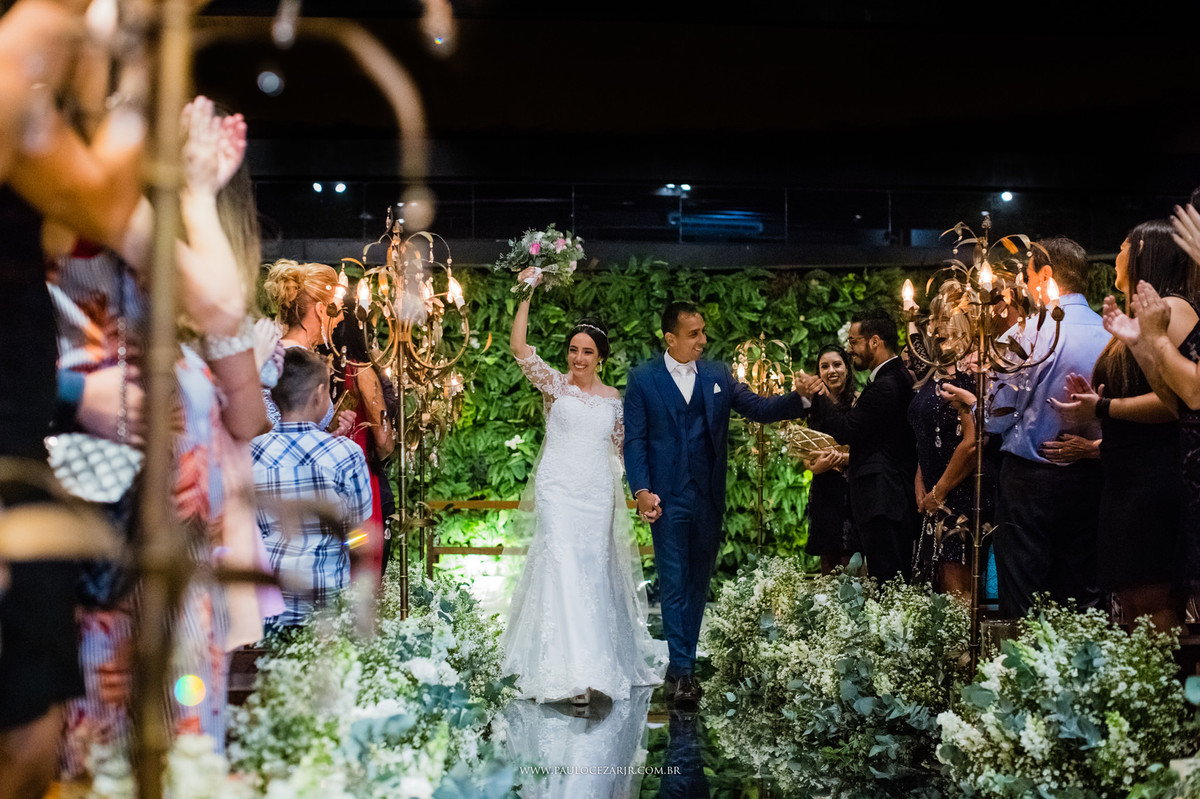 Casamento;noiva;noivo;SãoPaulo;ar livre;decoração;assessoria;rústico;padrinhos, madrinhas;fotógrafo;fotografia;wedding;fotos;espaço;buffet;banda;fornecedores; sitiosaojorge; São; Jorge; ludmilagusmao; odeondecor