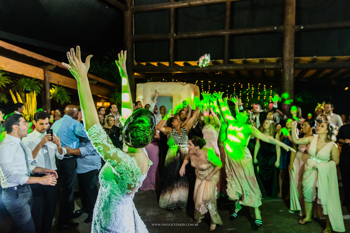 Casamento;noiva;noivo;SãoPaulo;ar livre;decoração;assessoria;rústico;padrinhos, madrinhas;fotógrafo;fotografia;wedding;fotos;espaço;buffet;banda;fornecedores; sitiosaojorge; São; Jorge; ludmilagusmao; odeondecor