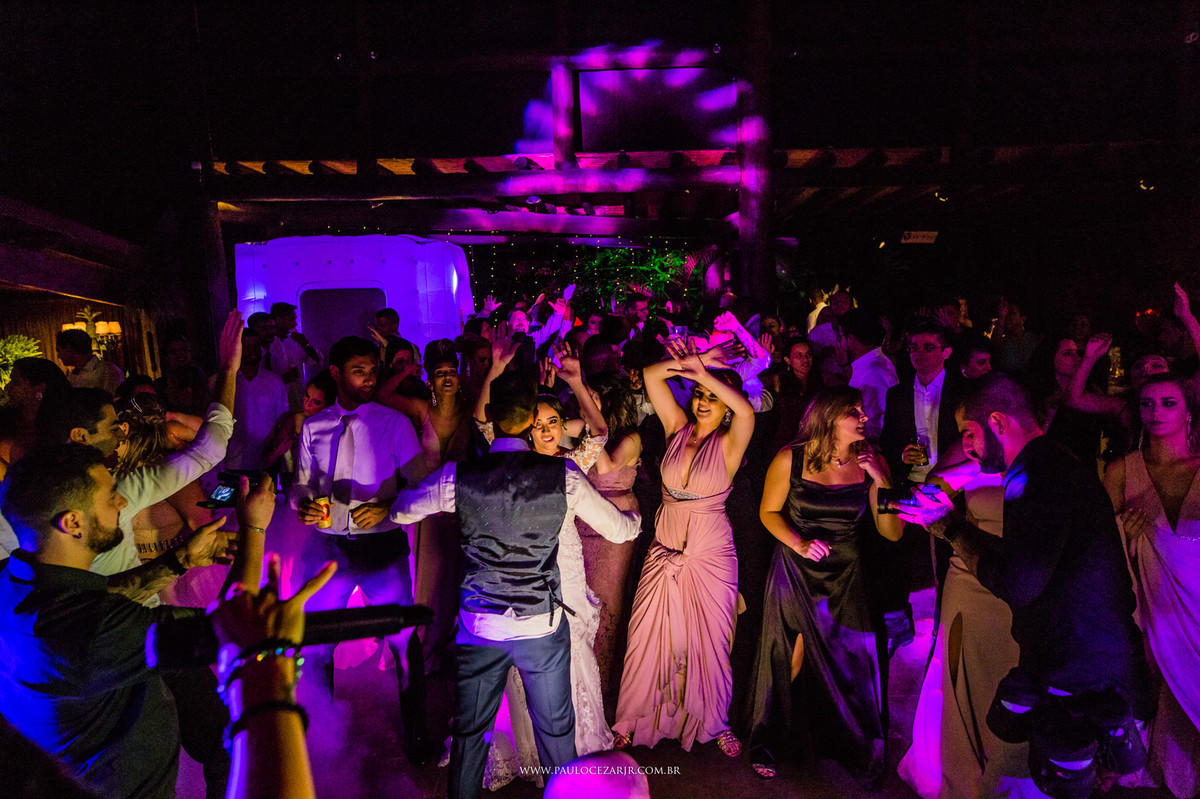 Casamento;noiva;noivo;SãoPaulo;ar livre;decoração;assessoria;rústico;padrinhos, madrinhas;fotógrafo;fotografia;wedding;fotos;espaço;buffet;banda;fornecedores; sitiosaojorge; São; Jorge; ludmilagusmao; odeondecor