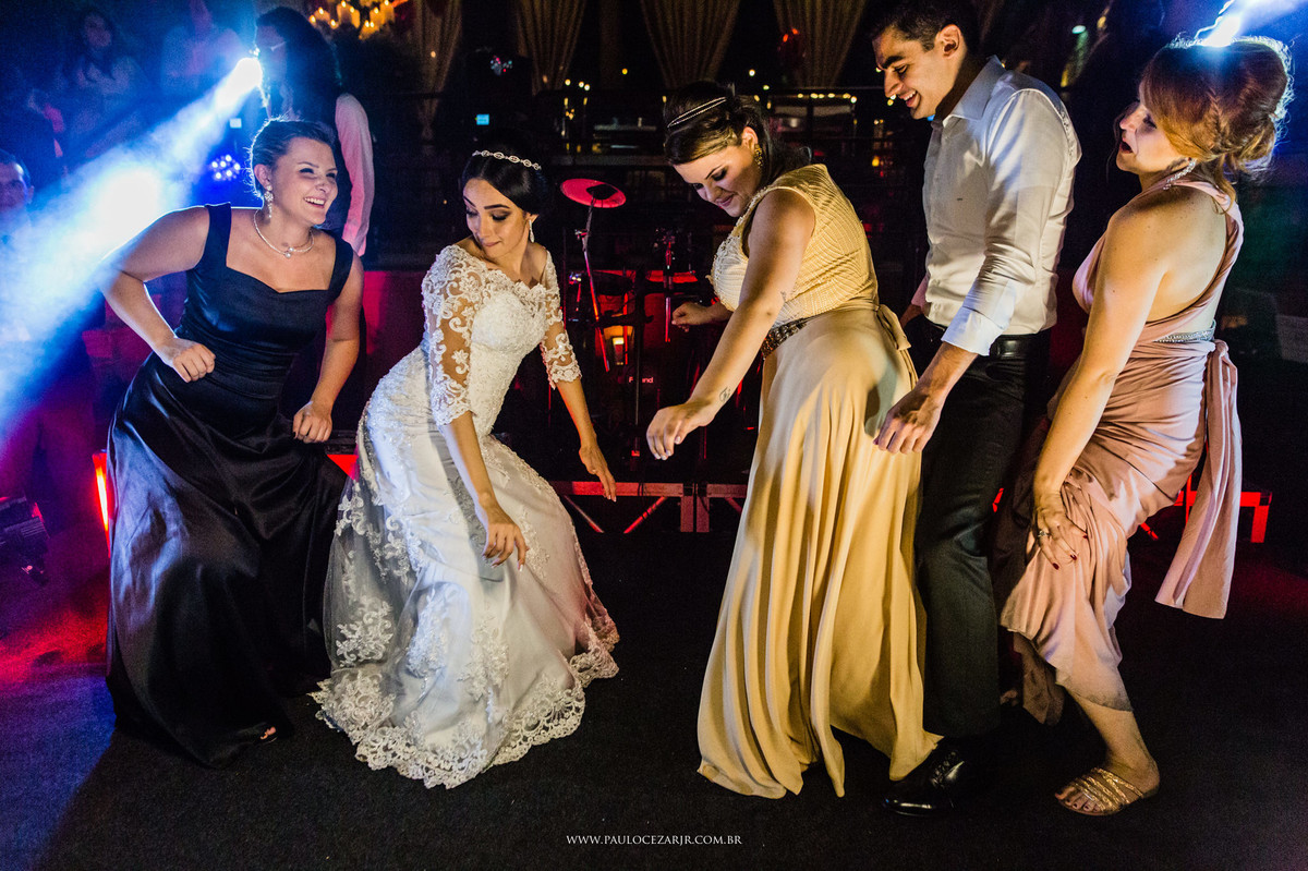 Casamento;noiva;noivo;SãoPaulo;ar livre;decoração;assessoria;rústico;padrinhos, madrinhas;fotógrafo;fotografia;wedding;fotos;espaço;buffet;banda;fornecedores; sitiosaojorge; São; Jorge; ludmilagusmao; odeondecor