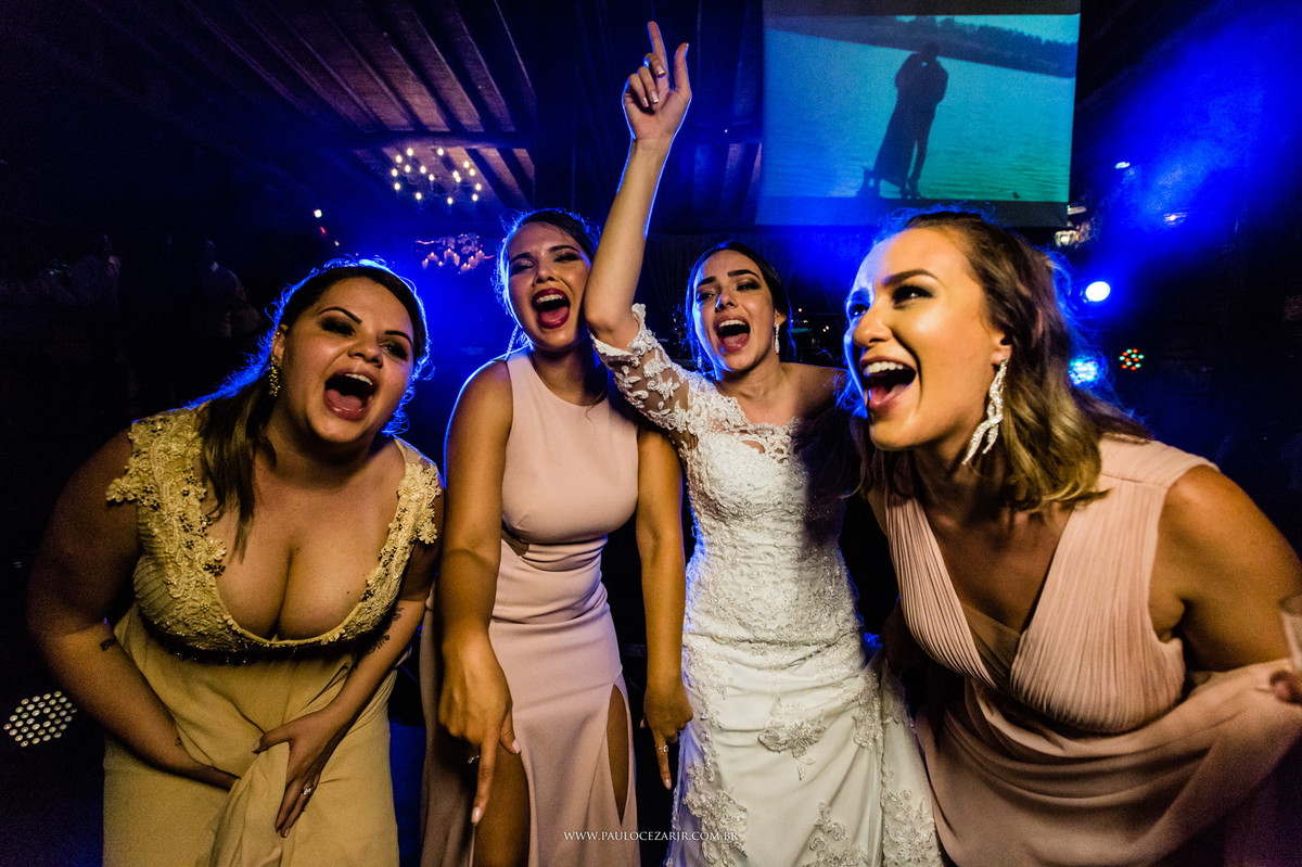 Casamento;noiva;noivo;SãoPaulo;ar livre;decoração;assessoria;rústico;padrinhos, madrinhas;fotógrafo;fotografia;wedding;fotos;espaço;buffet;banda;fornecedores; sitiosaojorge; São; Jorge; ludmilagusmao; odeondecor