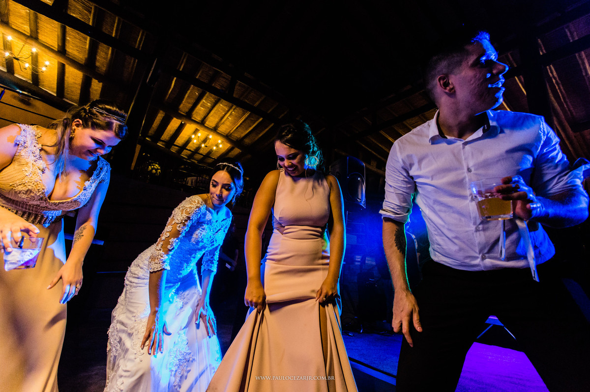 Casamento;noiva;noivo;SãoPaulo;ar livre;decoração;assessoria;rústico;padrinhos, madrinhas;fotógrafo;fotografia;wedding;fotos;espaço;buffet;banda;fornecedores; sitiosaojorge; São; Jorge; ludmilagusmao; odeondecor