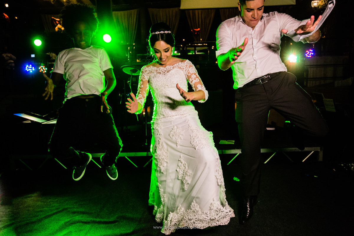 Casamento;noiva;noivo;SãoPaulo;ar livre;decoração;assessoria;rústico;padrinhos, madrinhas;fotógrafo;fotografia;wedding;fotos;espaço;buffet;banda;fornecedores; sitiosaojorge; São; Jorge; ludmilagusmao; odeondecor