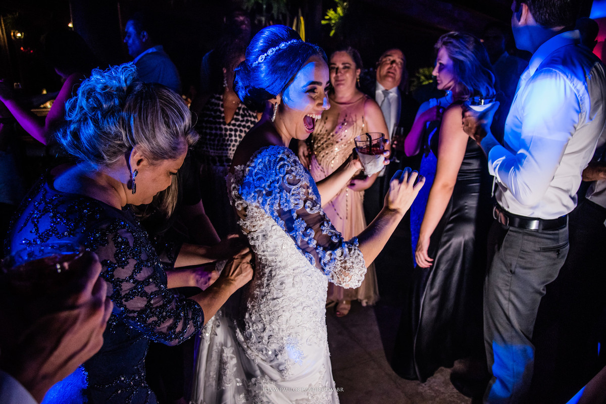 Casamento;noiva;noivo;SãoPaulo;ar livre;decoração;assessoria;rústico;padrinhos, madrinhas;fotógrafo;fotografia;wedding;fotos;espaço;buffet;banda;fornecedores; sitiosaojorge; São; Jorge; ludmilagusmao; odeondecor