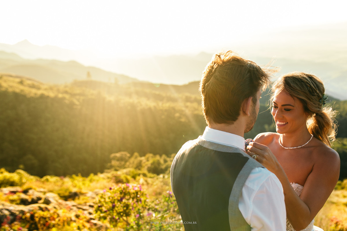 Casamento;noiva;noivo;SãoPaulo;ar livre;decoração;assessoria;rústico;padrinhos, madrinhas;fotógrafo;fotografia;wedding;fotos;espaço;buffet;banda;fornecedores;campos do jordão; camposdojordao; ensaio; prewedding; trashthedress;por-do-sol;