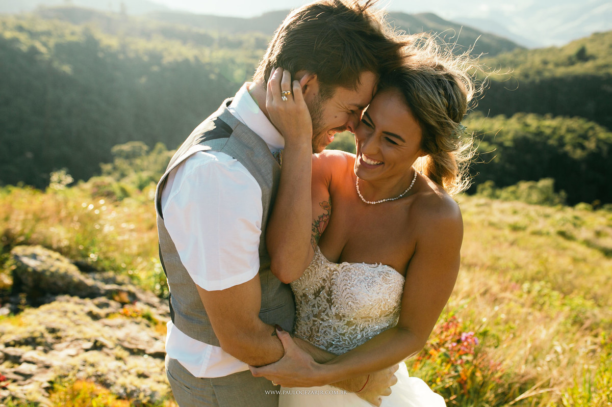 Casamento;noiva;noivo;SãoPaulo;ar livre;decoração;assessoria;rústico;padrinhos, madrinhas;fotógrafo;fotografia;wedding;fotos;espaço;buffet;banda;fornecedores;campos do jordão; camposdojordao; ensaio; prewedding; trashthedress;por-do-sol;