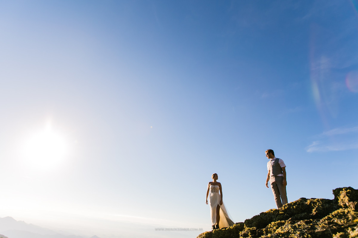 Casamento;noiva;noivo;SãoPaulo;ar livre;decoração;assessoria;rústico;padrinhos, madrinhas;fotógrafo;fotografia;wedding;fotos;espaço;buffet;banda;fornecedores;campos do jordão; camposdojordao; ensaio; prewedding; trashthedress;por-do-sol;