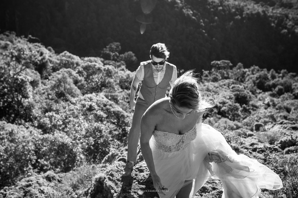 Casamento;noiva;noivo;SãoPaulo;ar livre;decoração;assessoria;rústico;padrinhos, madrinhas;fotógrafo;fotografia;wedding;fotos;espaço;buffet;banda;fornecedores;campos do jordão; camposdojordao; ensaio; prewedding; trashthedress;por-do-sol;