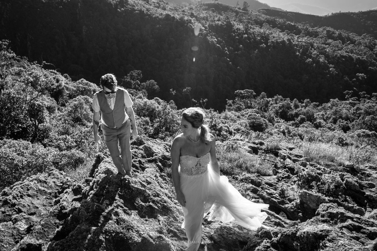 Casamento;noiva;noivo;SãoPaulo;ar livre;decoração;assessoria;rústico;padrinhos, madrinhas;fotógrafo;fotografia;wedding;fotos;espaço;buffet;banda;fornecedores;campos do jordão; camposdojordao; ensaio; prewedding; trashthedress;por-do-sol;