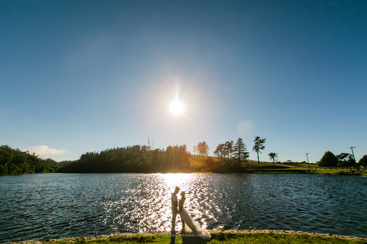 Casamento;noiva;noivo;SãoPaulo;ar livre;decoração;assessoria;rústico;padrinhos, madrinhas;fotógrafo;fotografia;wedding;fotos;espaço;buffet;banda;fornecedores;campos do jordão; camposdojordao; ensaio; prewedding; trashthedress;por-do-sol;