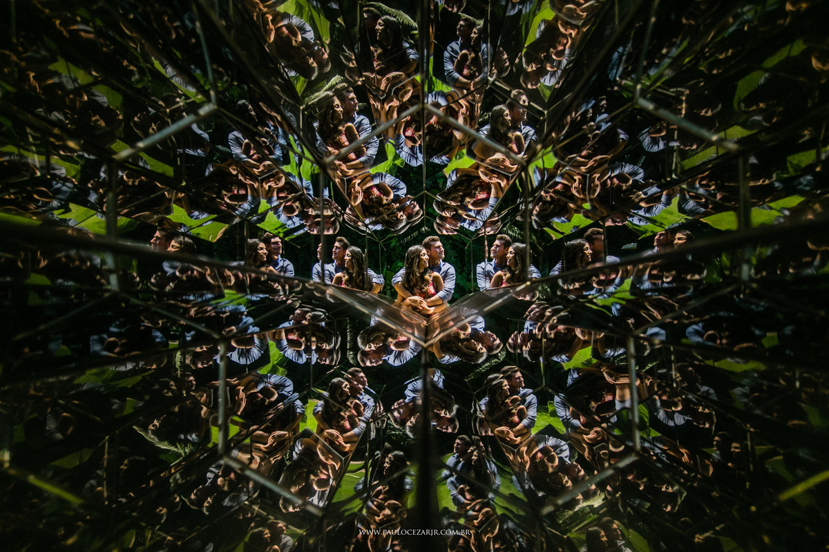 Casamento;noiva;noivo;SãoPaulo;ar livre;decoração;assessoria;rústico;padrinhos, madrinhas;fotógrafo;fotografia;wedding;fotos;espaço;buffet;banda;fornecedores;museu; inhotim; ensaio; prewedding; trashthedress; por-do-sol;