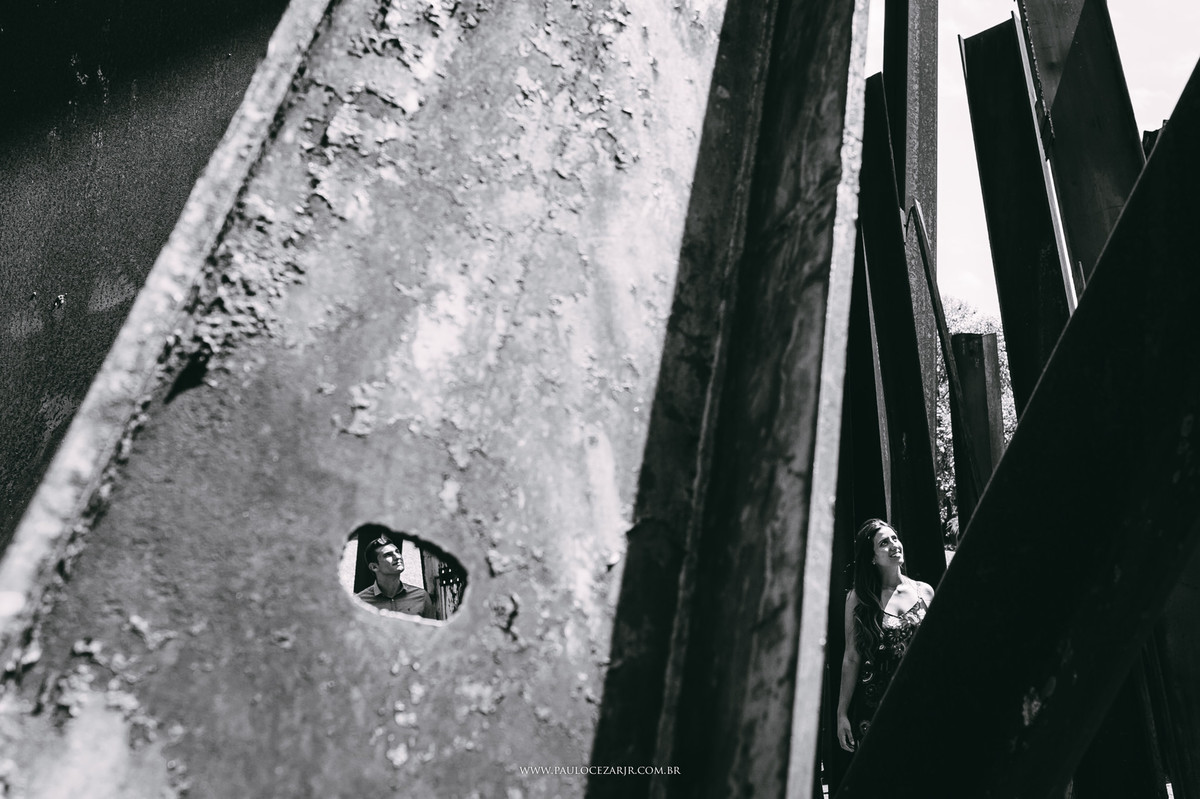 Casamento;noiva;noivo;SãoPaulo;ar livre;decoração;assessoria;rústico;padrinhos, madrinhas;fotógrafo;fotografia;wedding;fotos;espaço;buffet;banda;fornecedores;museu; inhotim; ensaio; prewedding; trashthedress; por-do-sol;