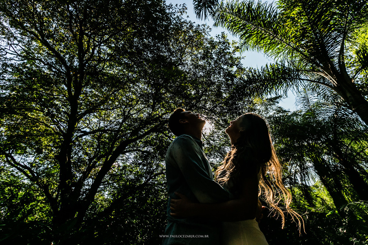 Casamento;noiva;noivo;SãoPaulo;ar livre;decoração;assessoria;rústico;padrinhos, madrinhas;fotógrafo;fotografia;wedding;fotos;espaço;buffet;banda;fornecedores;museu; inhotim; ensaio; prewedding; trashthedress; por-do-sol;