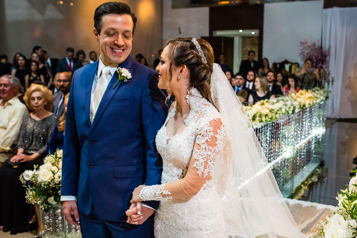 Casamento; noiva; noivo; São Paulo; ar livre; decoração; assessoria; núpcias; casório; cônjuge; esposo;
padrinhos, madrinhas, roupas; fotógrafo; fotografia; wedding; vila vérico; Villa Vérico; vídeo, fotos; espaço; buffet; banda; 