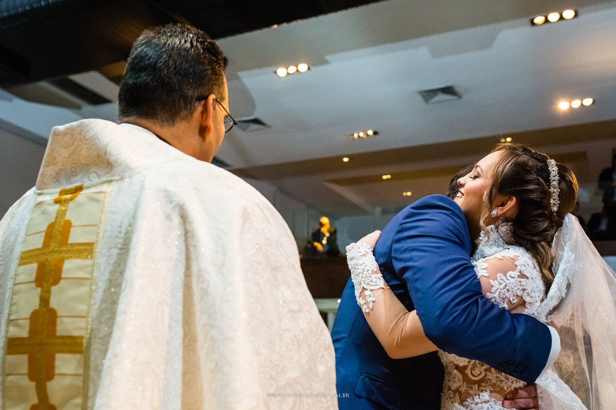 Casamento; noiva; noivo; São Paulo; ar livre; decoração; assessoria; núpcias; casório; cônjuge; esposo;
padrinhos, madrinhas, roupas; fotógrafo; fotografia; wedding; vila vérico; Villa Vérico; vídeo, fotos; espaço; buffet; banda; 