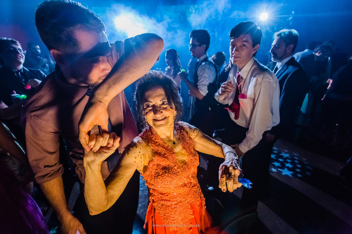 Casamento; noiva; noivo; São Paulo; ar livre; decoração; assessoria; núpcias; casório; cônjuge; esposo; rústico; 
padrinhos, madrinhas, roupas; fotógrafo; fotografia; wedding; vídeos, fotos; espaço; buffet; banda; 
fornecedores; vila verico; villa vérico;