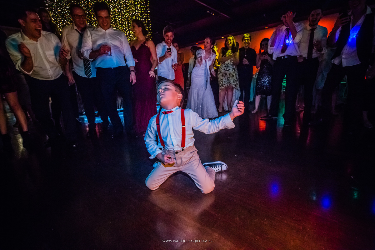 Casamento; noiva; noivo; São Paulo; ar livre; decoração; assessoria; núpcias; casório; cônjuge; esposo; rústico; 
padrinhos, madrinhas, roupas; fotógrafo; fotografia; wedding; vídeos, fotos; espaço; buffet; banda; 
fornecedores; vila verico; villa vérico;