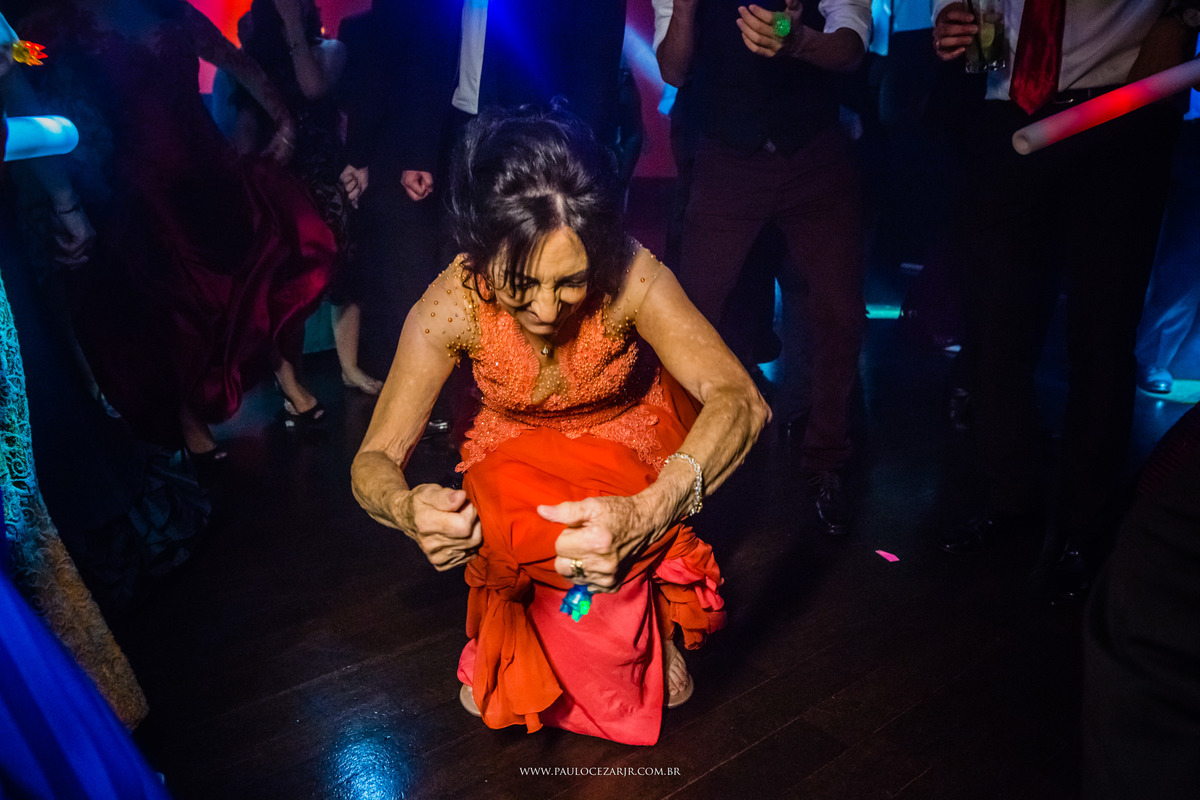 Casamento; noiva; noivo; São Paulo; ar livre; decoração; assessoria; núpcias; casório; cônjuge; esposo; rústico; 
padrinhos, madrinhas, roupas; fotógrafo; fotografia; wedding; vídeos, fotos; espaço; buffet; banda; 
fornecedores; vila verico; villa vérico;