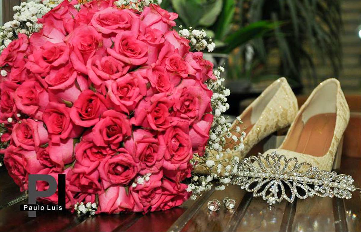 O Sapato e o buque da noiva