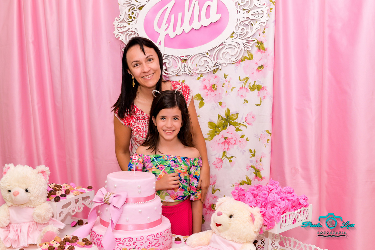 JULIA E SUA DIRETORA