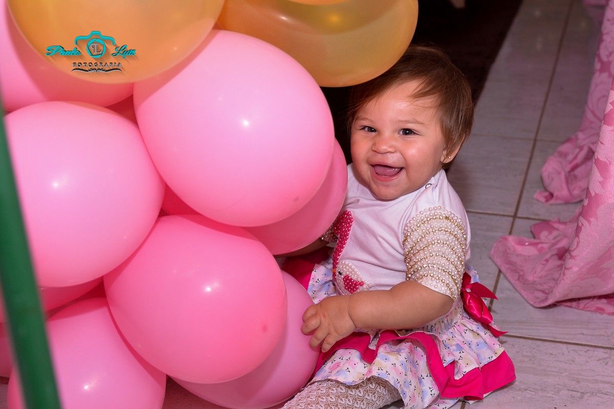 YASMIM FAZENDO A FESTA 