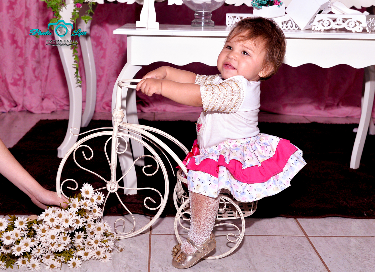 VAMOS ADAR DE BICICLETA YASMIM