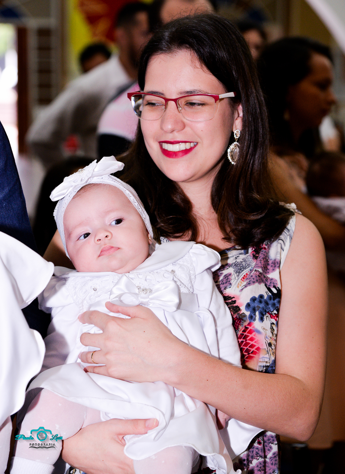 LÍVIA NO COLO DA MAME