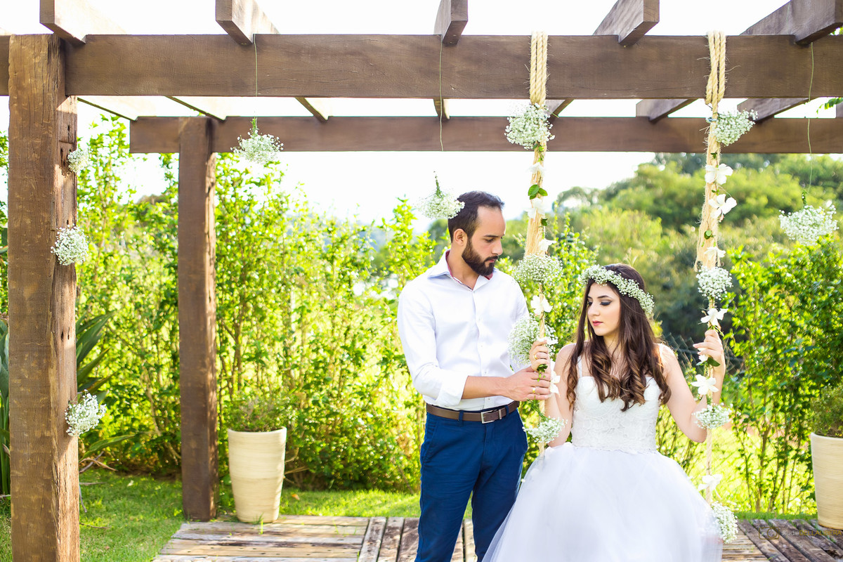 Sessão fotografica-Casamento-Pergolado-Mayara-Herrison-Flores-Pre-Wedding-Casal-top-Love-Amor-Joanópolis-Casa-Campo-Pics