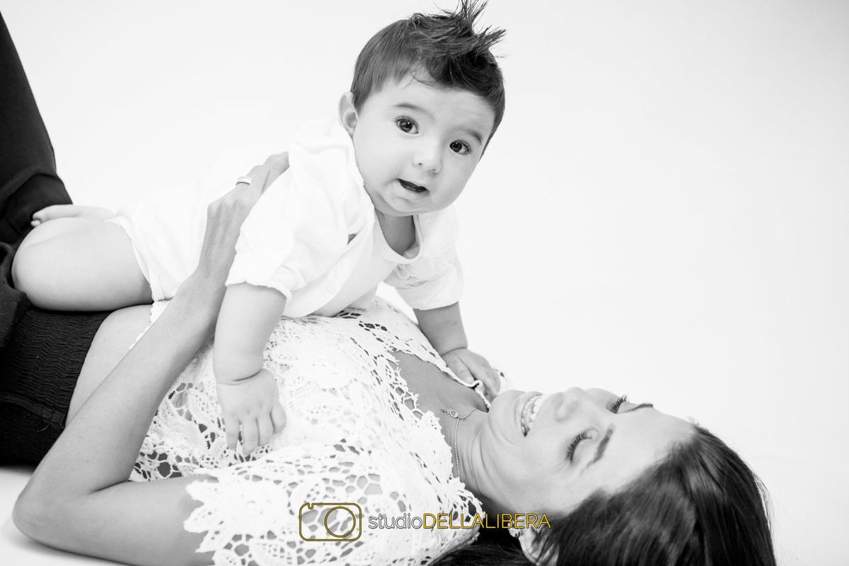 Mãe e filho-Sessão Fotográfica-Studio-Piracicaba-Fotografo-Família-Bebê-fotos