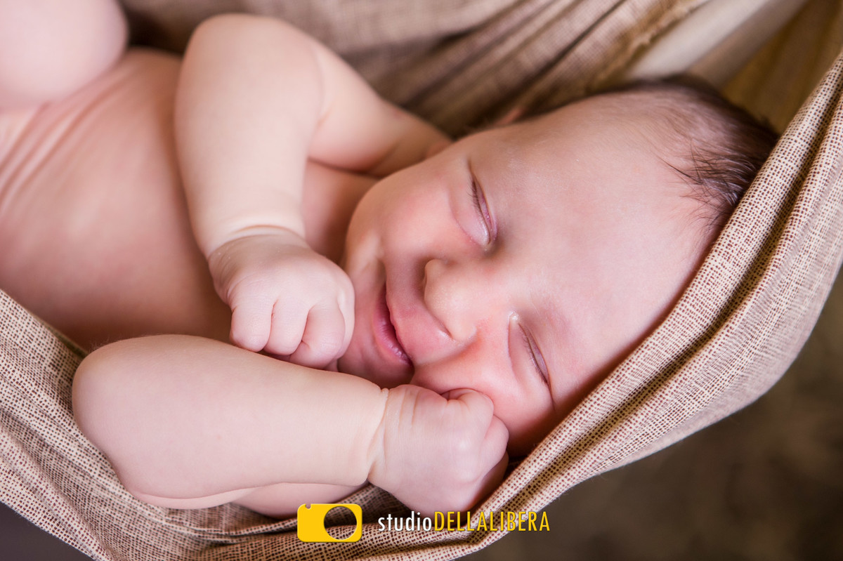 Sessão newborn criança sorrindo Piracicaba