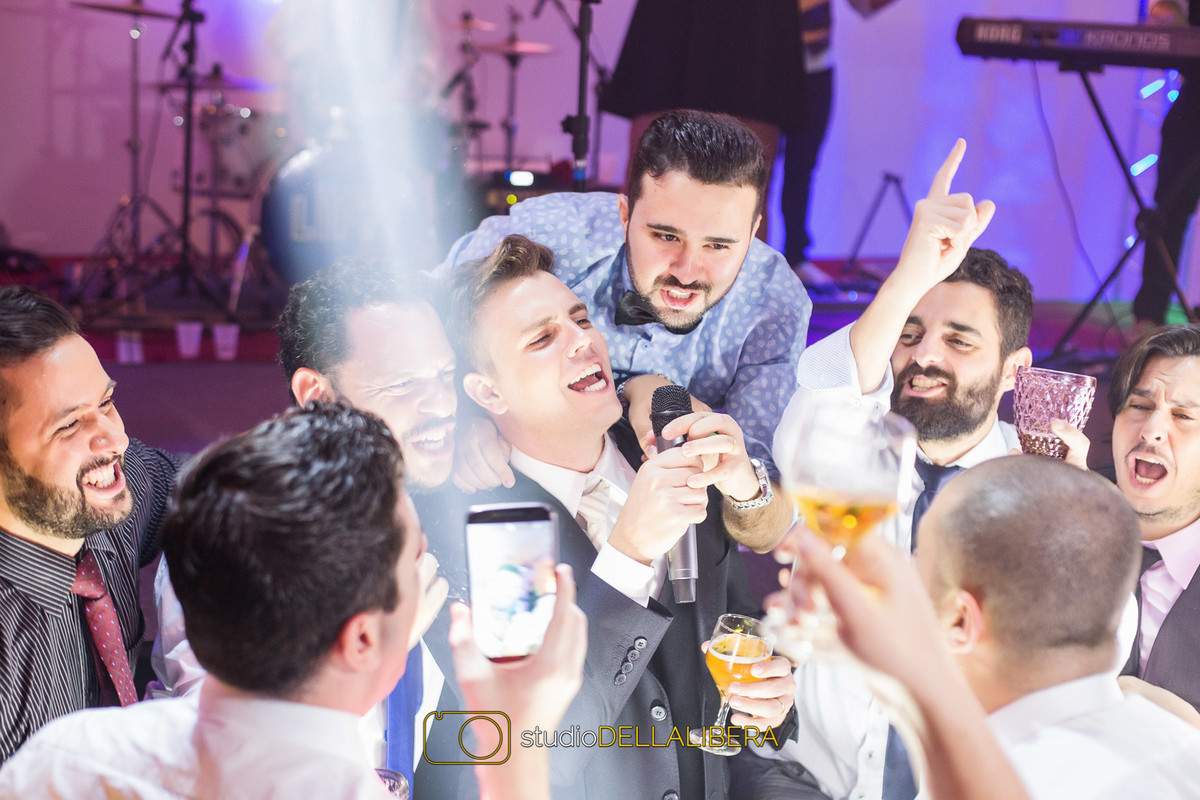 casamento Animado-Noivo Cantando-Amigos-Bufet Splendore-festa Beira Rio-fotografo Piracicaba-Pics