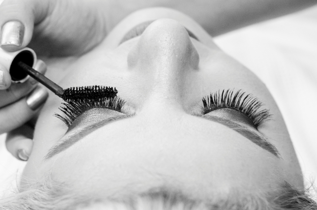 nossa casa estúdio making of cílios maquiagem rimel fotografia de casamento niterói