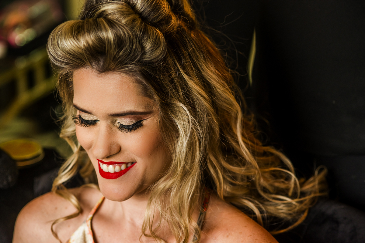 noiva making of casamento solar imperial niterói  piratininga maquiagem e penteado fotografia profissional rio de janeiro rústico campo praia casar 2018 2019 igreja cerimônia nossa casa estúdio vestido branco altar fotógrafo criativo festa 