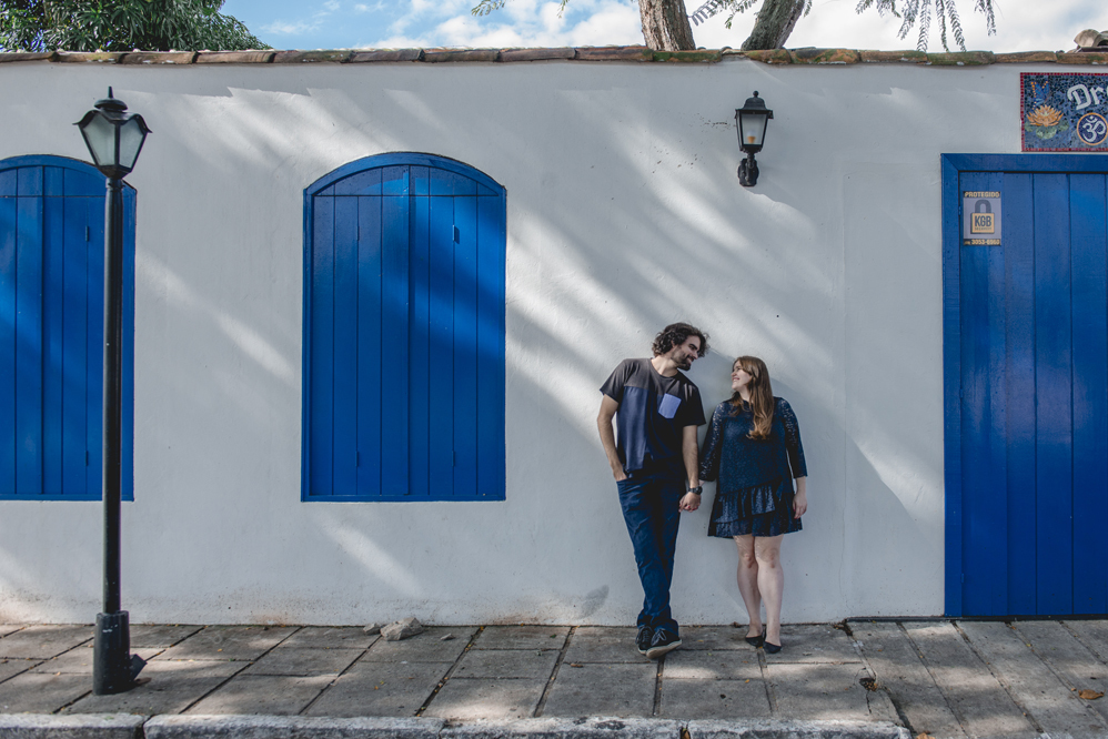 Nossa Casa Estúdio Ensaio Pré Wedding fotógrafo de casamento em Niterói Cabo Frio Bùzios Rio de Janeiro Rústico casar na praia de dia ao por do sol fotografias criativas roupas para ensaio vestido e decoração ensaio externo profissional Gilson Freitas 