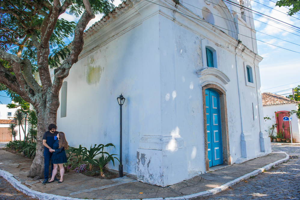 Nossa Casa Estúdio Ensaio Pré Wedding fotógrafo de casamento em Niterói Cabo Frio Bùzios Rio de Janeiro Rústico casar na praia de dia ao por do sol fotografias criativas roupas para ensaio vestido e decoração ensaio externo profissional Gilson Freitas