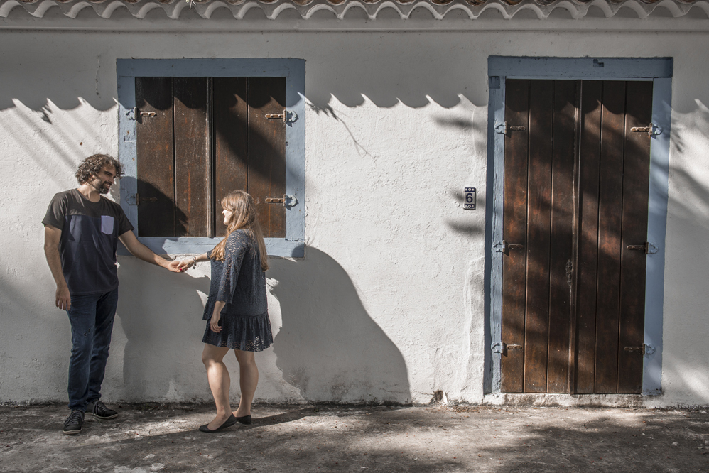 Nossa Casa Estúdio Ensaio Pré Wedding fotógrafo de casamento em Niterói Cabo Frio Bùzios Rio de Janeiro Rústico casar na praia de dia ao por do sol fotografias criativas roupas para ensaio vestido e decoração ensaio externo profissional Gilson Freitas