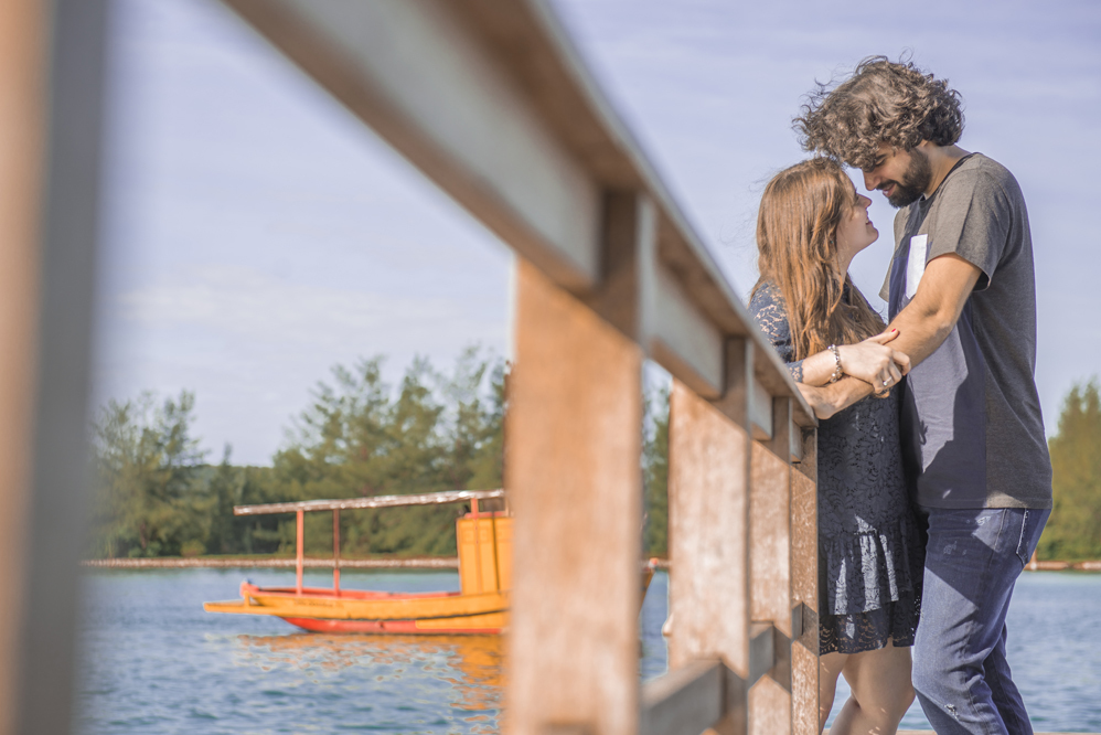 Nossa Casa Estúdio Ensaio Pré Wedding fotógrafo de casamento em Niterói Cabo Frio Bùzios Rio de Janeiro Rústico casar na praia de dia ao por do sol fotografias criativas roupas para ensaio vestido e decoração ensaio externo profissional Gilson Freitas