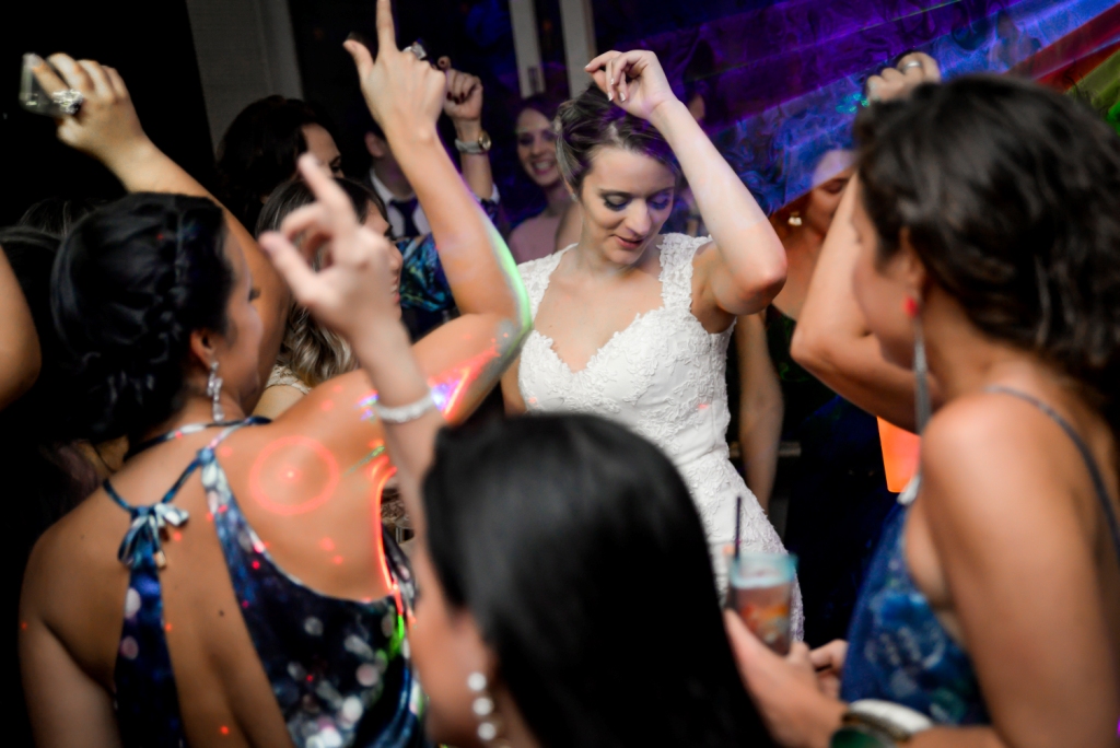 Fotografia de casamento em buzios rio de janeiro pousada da cyssa inesquecível casamento zankyou wedding fotógrafo estilo rústicopista de dança festa de casamento dj músicas para cerimônia de casamento 
