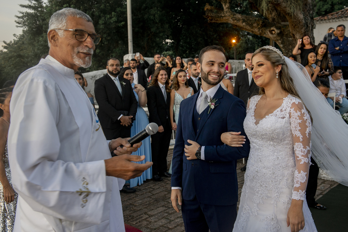 Nossa Casa Estúdio - Fotografia de casamento em Niterói rj rio de janeiro noiva noivo vestido da noiva terno do noivo 